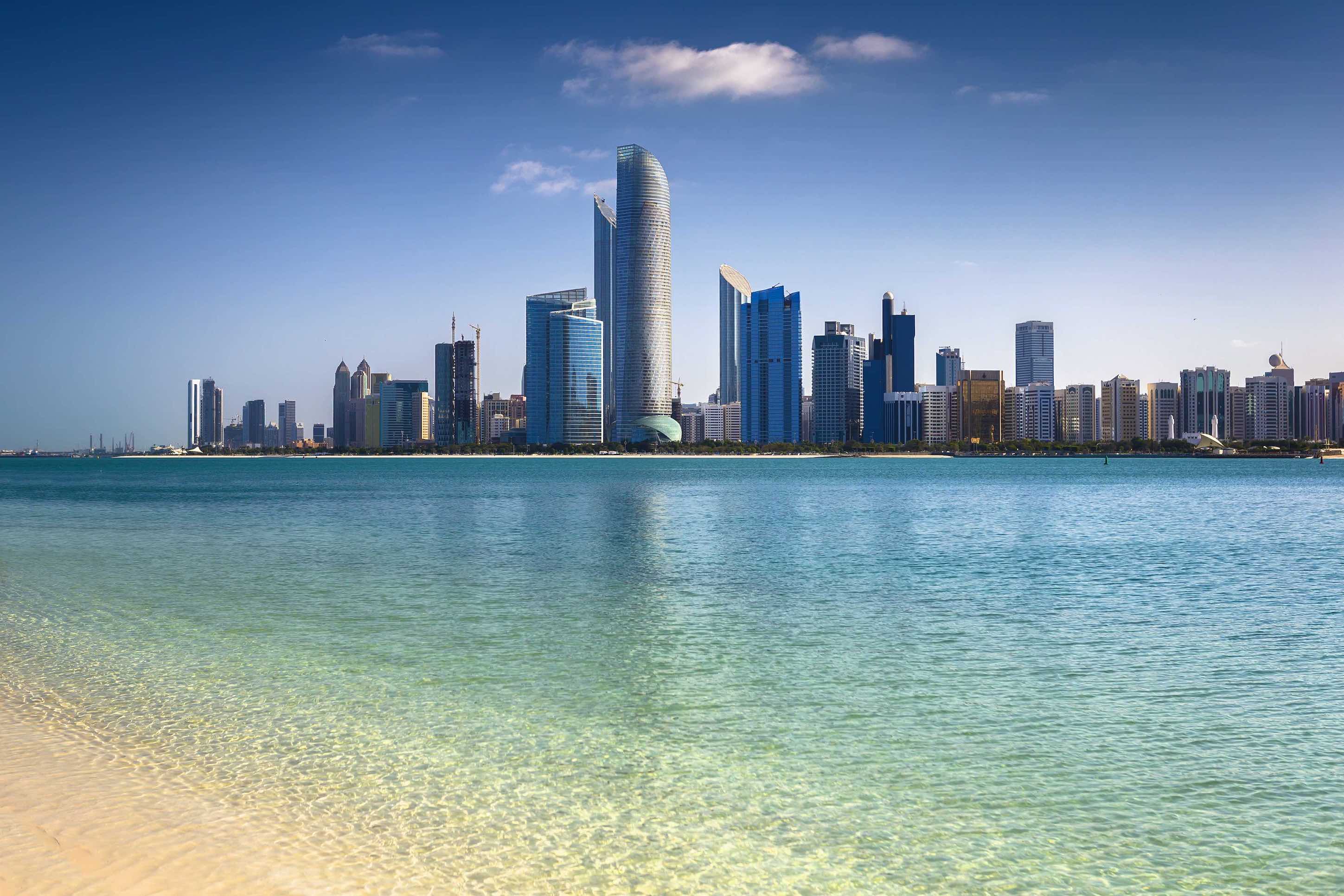 Five Reasons to Visit Abu Dhabi over Dubai