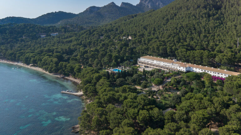 Four Seasons to debut in Mallorca