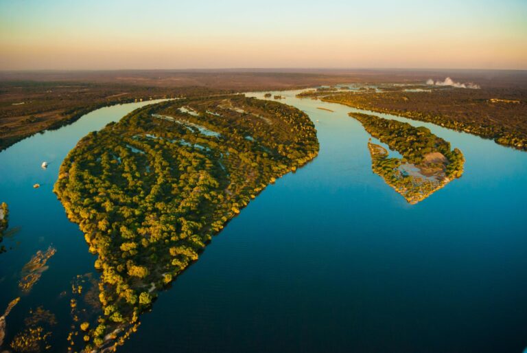 Top Things To Do Along The Mighty Zambezi River