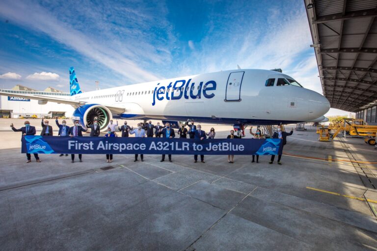 JetBlue Take Delivery of an A321LR with Airspace Interior
