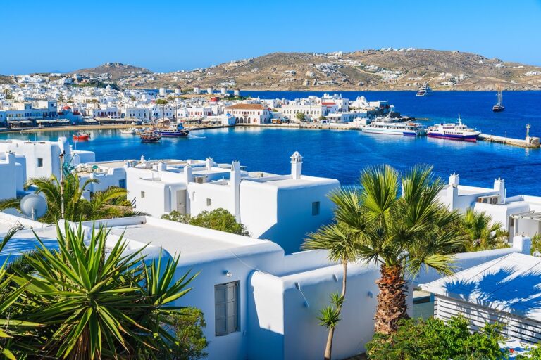 Tips on how you can enjoy the fabulous island of Mykonos, whilst on a budget