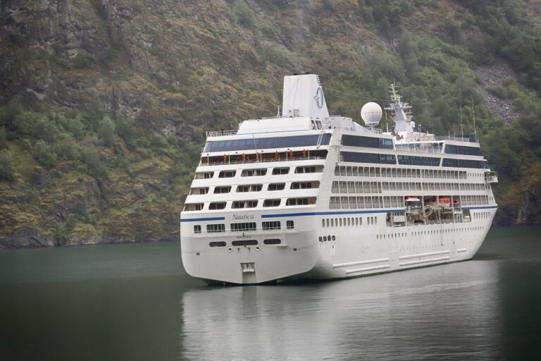 Oceania Cruises Adds 16 Voyages to Europe and Tahiti in 2022