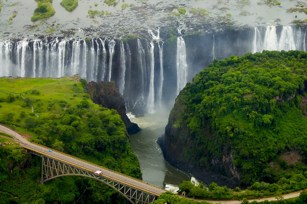 Why are Victoria Falls a Natural Wonder of the World?