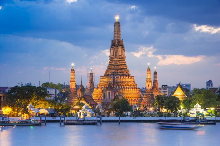 Thailand Relaxes Travel Requirements for Vaccinated Visitors
