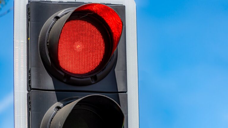 UK's Simplified Traffic Light System for Travel