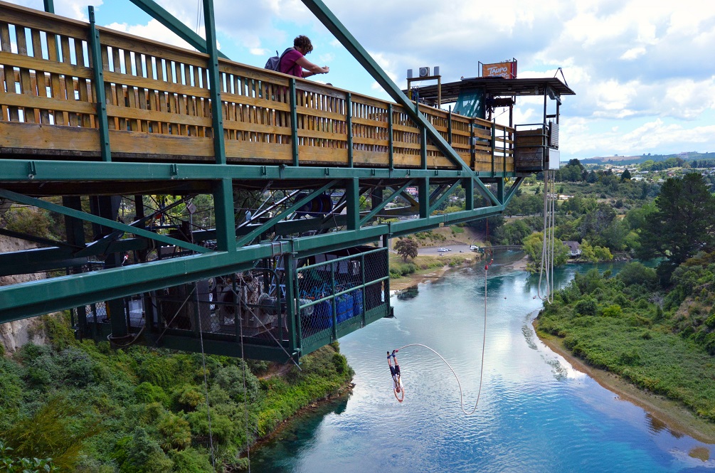 Bungy jump in Taupo New Zealand 