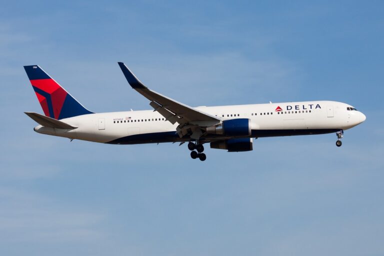 Delta to Resume Important US Services Next Summer