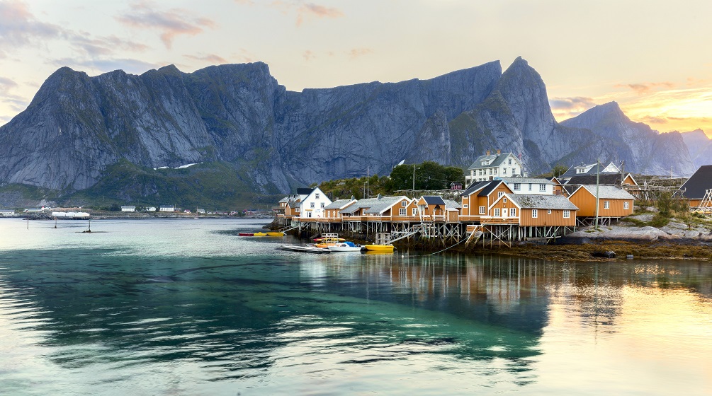 Norway, Lofotens, Sakrisoy village