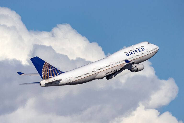 United Adds 5 More Flights to London's Heathrow Airport