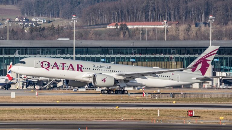 Qatar Airways Increased Service from London to Doha for the Holiday