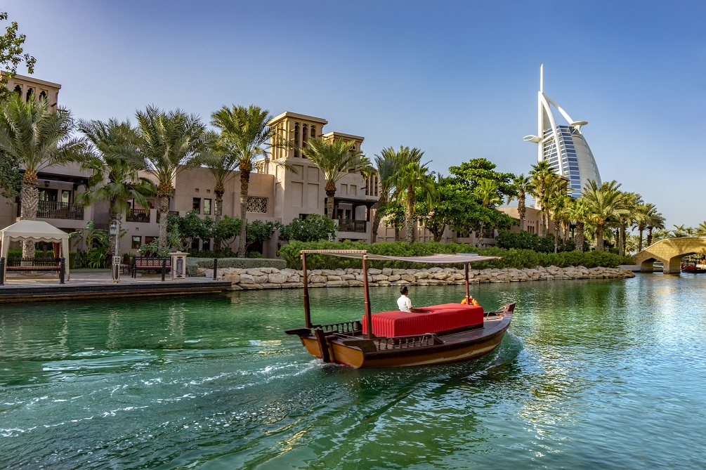 Abra boat ride in souk medinat jumeirah 
