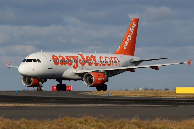EasyJet Holidays to Give Special Discount to Solo Parents