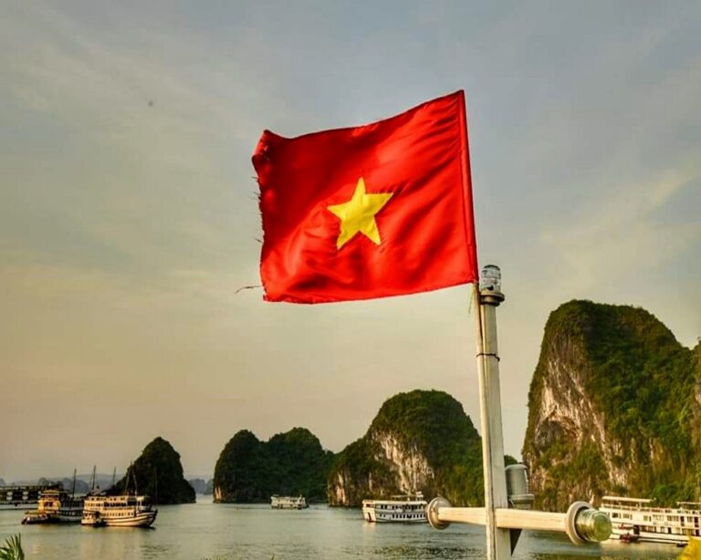 Vietnam Reopens its Borders to International Visitors