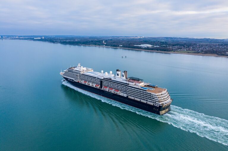 Holland America Line Removes Pre-Cruise Covid-19 Test Requirement