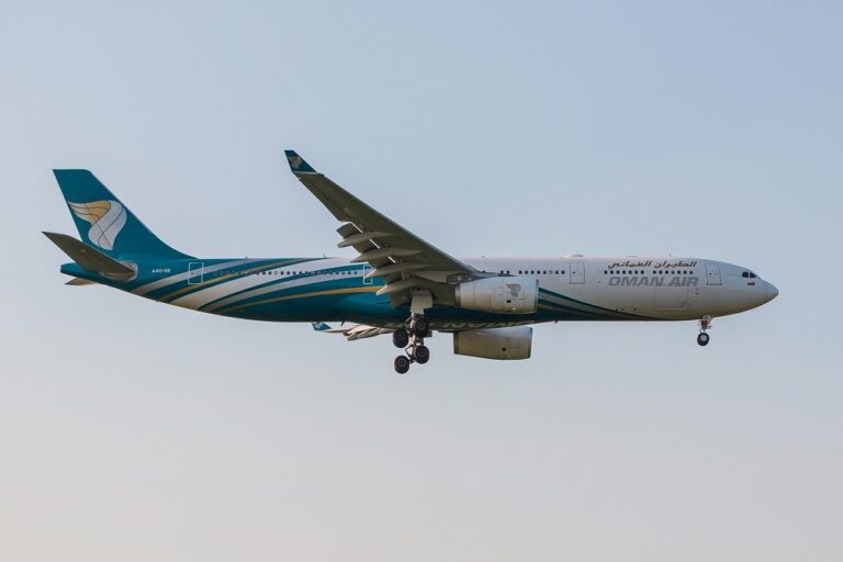 Oman Air Joins Oneworld Alliance