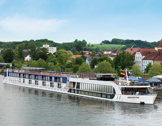 AmaWaterways to Provide Free Flights and International Transfers