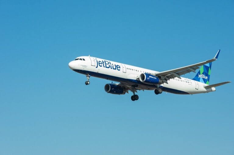 JetBlue Adds Daily Flight from Gatwick to New York