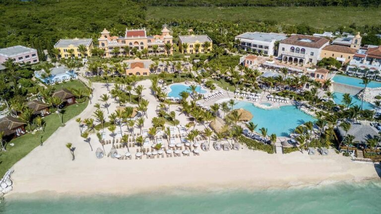 Luxury Collection Opens its First All-inclusive Resort in Dominican Republic