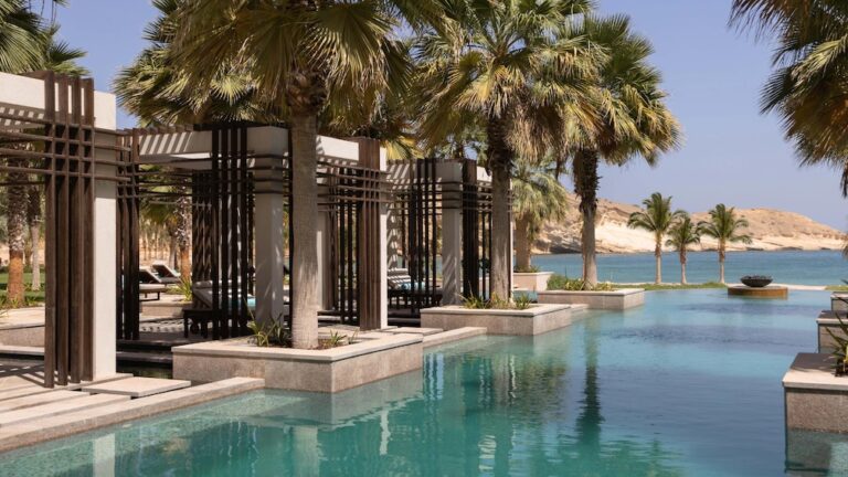Jumeirah Group Opens its First Resort in Oman