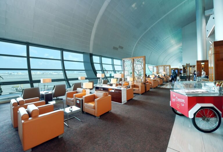 Emirates Lounge in Concourse C, Dubai International Airport Reopens