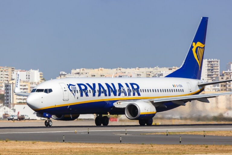 Ryanair Adds New Routes Between Newquay and Edinburgh for Summer 2023