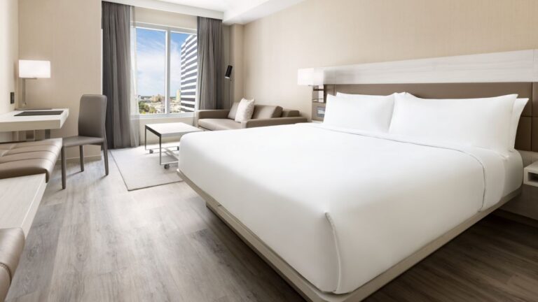 AC Hotels by Marriott Opened a Property in Downtown St. Petersburg, Florida