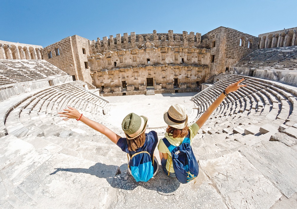 ancient Greek amphitheater