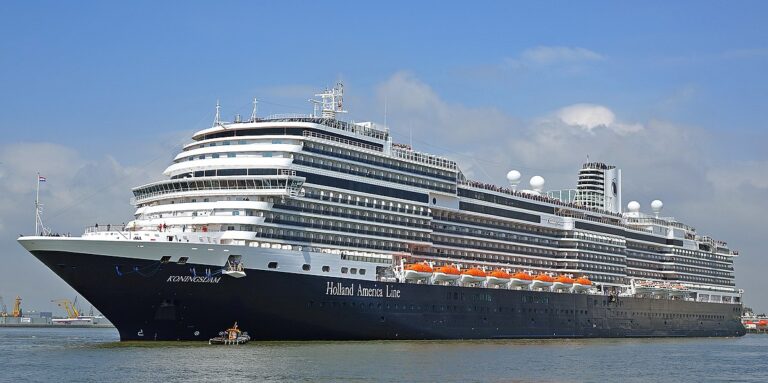 US and Canadian West Coast Sailings Revealed for Season 2024-25 by Holland America Line