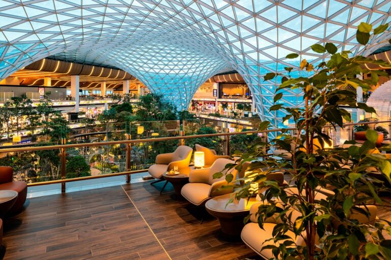 The Garden: Qatar Airways' New Premium Business Lounge at Hamad International Airport