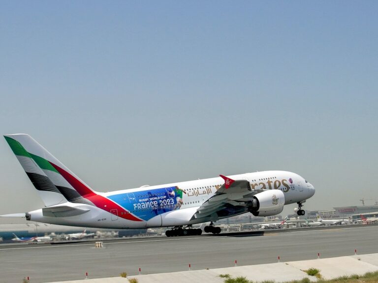 Emirates Showcases Fourth Rugby World Cup Livery on Airbus A380