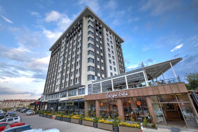 Luxury and Convenience: Nova Vista Eskisehir Centrum Hotel, a member of Radisson Individuals