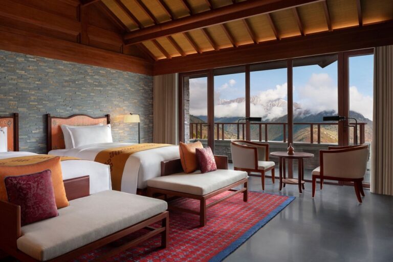 Luxurious Retreat in Jiuzhaigou Valley: Rissai Valley, a Ritz-Carlton Reserve