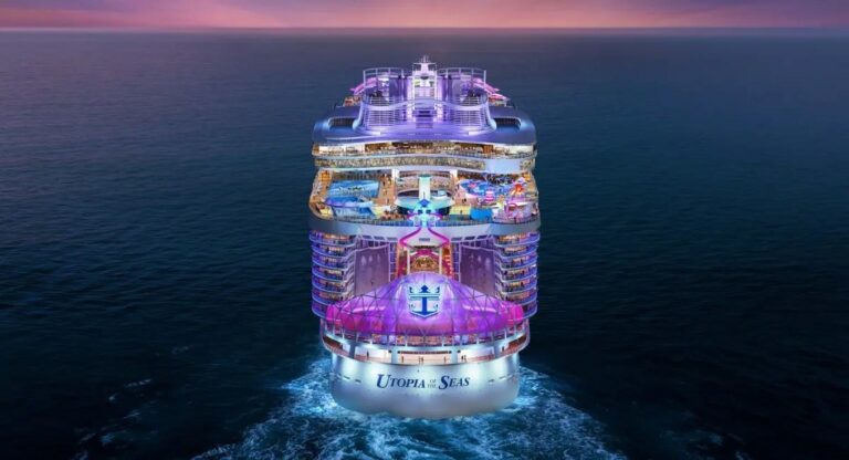 Resort-Style Pools and Waterslides on Utopia of the Seas