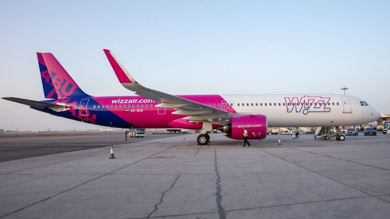 Wizz Air Expands Fleet at Luton Airport with New Airbus A321neo