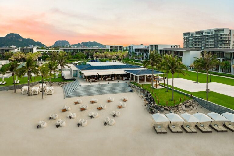 Hyatt Regency Danang Resort & Spa Unveils Vive Océane, the First Beach Club Restaurant in Danang