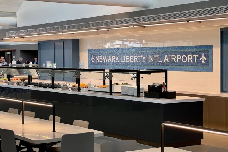 United Airlines Launches Stylish New United Club at Newark Liberty International Airport