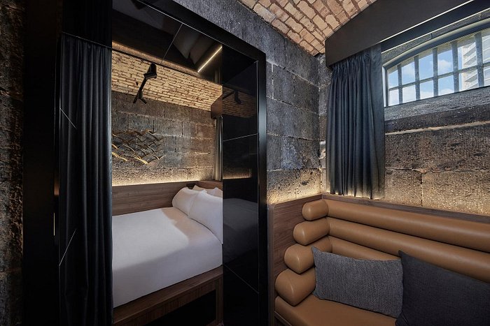 The Interlude: Melbourne's Most Distinctive Urban Hideaway